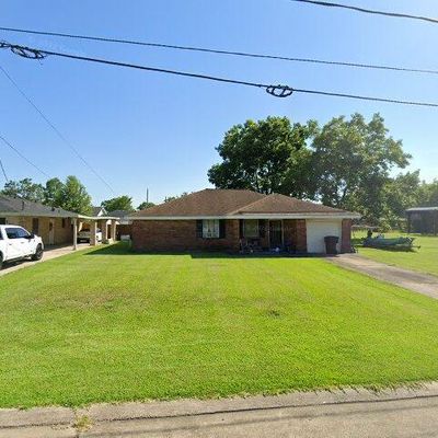 112 Nu St, Belle Chasse, LA 70037