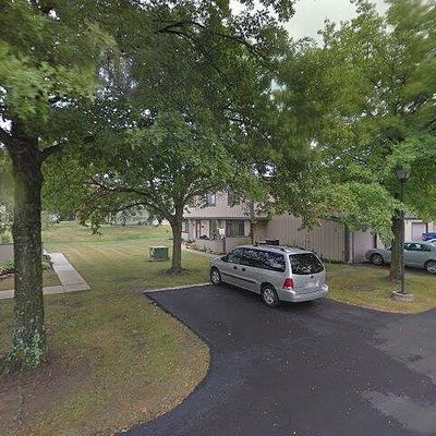 11652 Clubhouse Dr #25, North Royalton, OH 44133