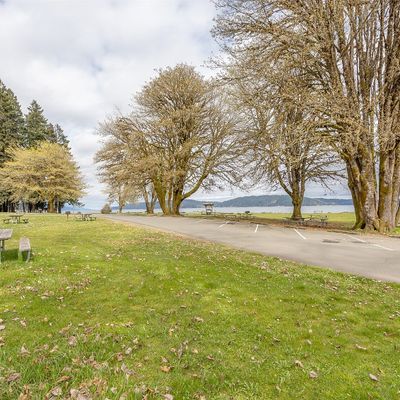 10 N Union Dr, Hoodsport, WA 98548