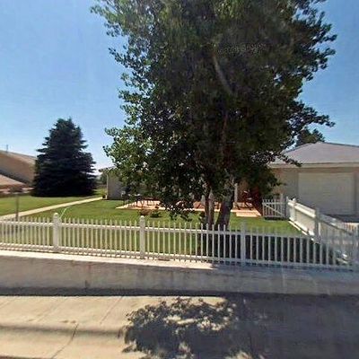 1004 Sherman Ave, Lingle, WY 82223