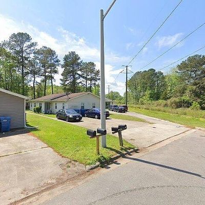 101 Bassett Ave #A, Virginia Beach, VA 23452