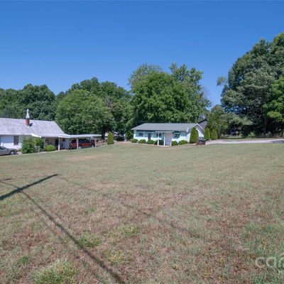 101 Rockett St, Morganton, NC 28655