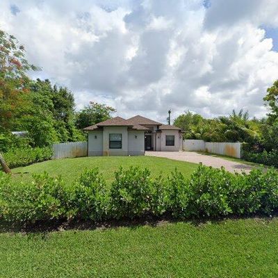 1021 Creech Rd, Naples, FL 34103