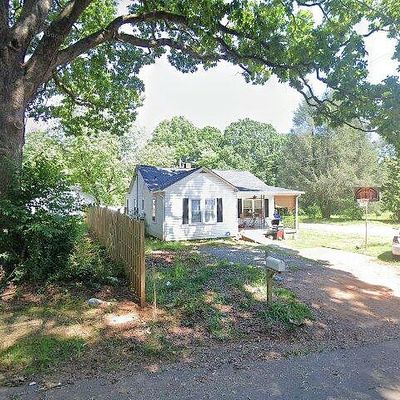 1029 Old Charlotte Rd, Statesville, NC 28677
