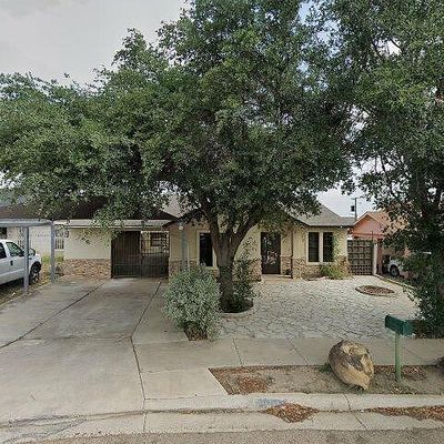 104 Kennedy Loop, Laredo, TX 78046