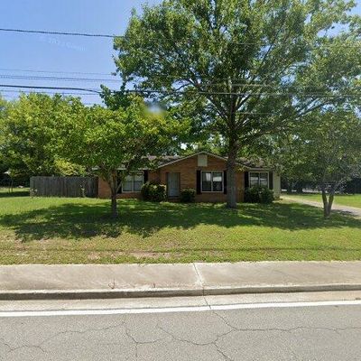 106 S 8 Th St, Cochran, GA 31014