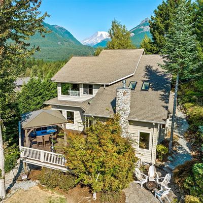 132 Hellem Dr, Packwood, WA 98361