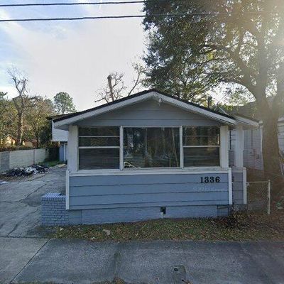 1336 Golfair Blvd, Jacksonville, FL 32209