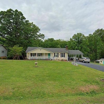 125 Beech Rd, Lawrenceville, VA 23868