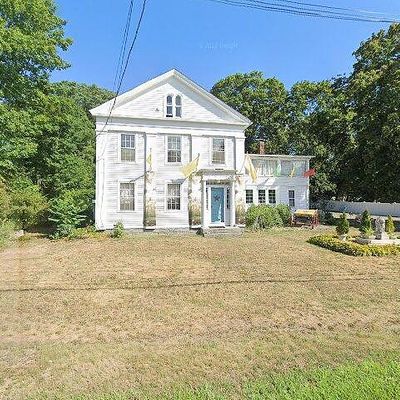 129 W Main St, Clinton, CT 06413