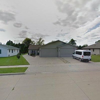 171 S Westfield St, Oshkosh, WI 54902