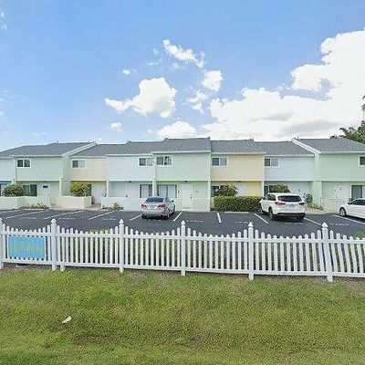 1762 Stickney Point Rd #204, Sarasota, FL 34231