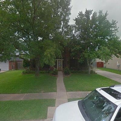 1805 La Salle St, Friendswood, TX 77546