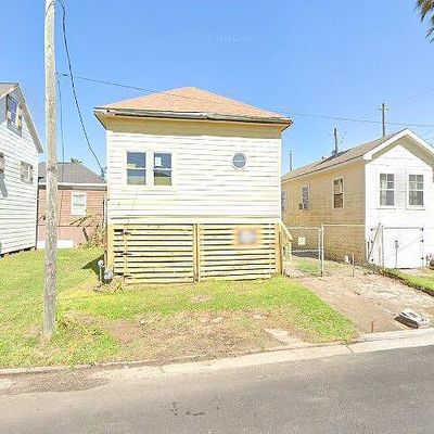 1808 20 Th St, Galveston, TX 77550