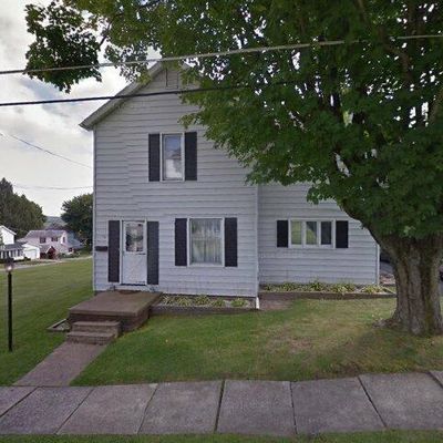 16 Rooney St, Greenville, PA 16125