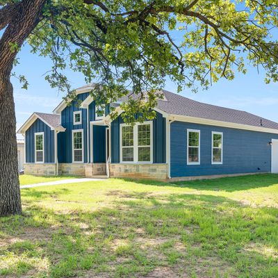 212 E Dunlap Ave, Boyd, TX 76023