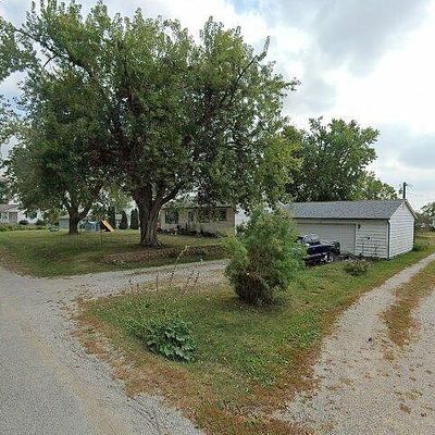 215 2 Nd St, Watkins, IA 52354