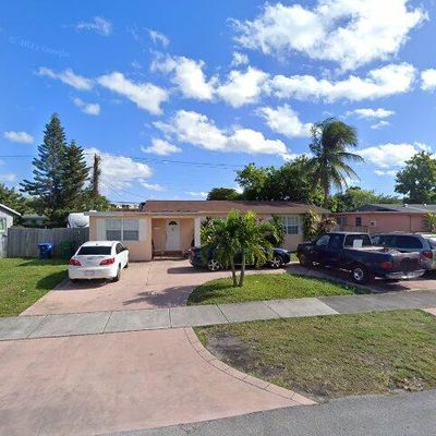 19401 Ne 1 St Pl, Miami, FL 33179