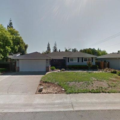 261 Brady Ct, Sacramento, CA 95820