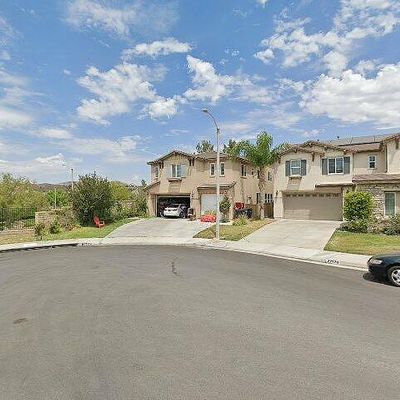 27176 Cherry Laurel Pl, Canyon Country, CA 91387