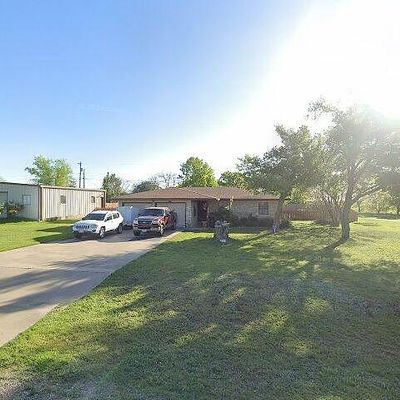 300 N 9 Th St, Jarrell, TX 76537