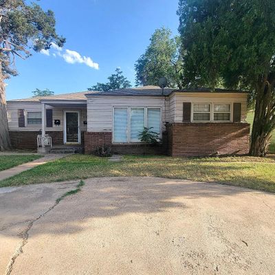 2403 30 Th St, Lubbock, TX 79411