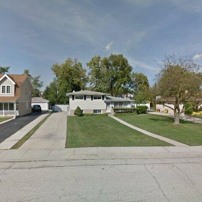 2538 Victor Ave, Glenview, IL 60025