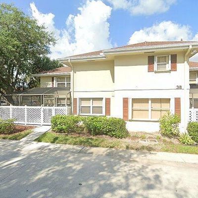 38 Essex Ct #D, Royal Palm Beach, FL 33411