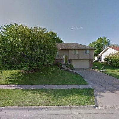 3033 Browning St, Lincoln, NE 68516
