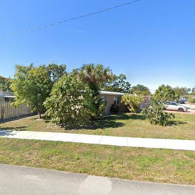 4000 Sw 43 Rd Ave, West Park, FL 33023