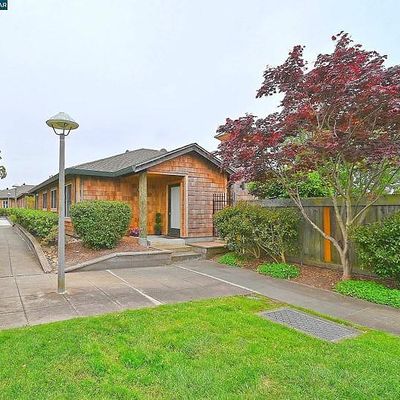 405 Centre Ct, Alameda, CA 94502