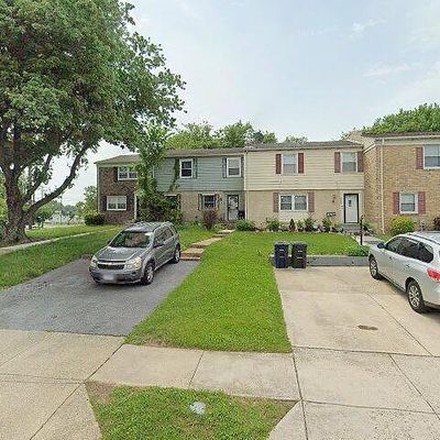 5709 Rollins Ln, Capitol Heights, MD 20743