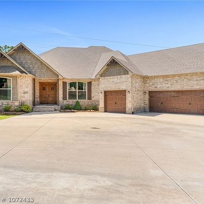 4916 Oak Hollow Ln, Fort Smith, AR 72903