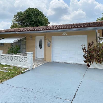 4952 Nw 55 Th Ct, Tamarac, FL 33319