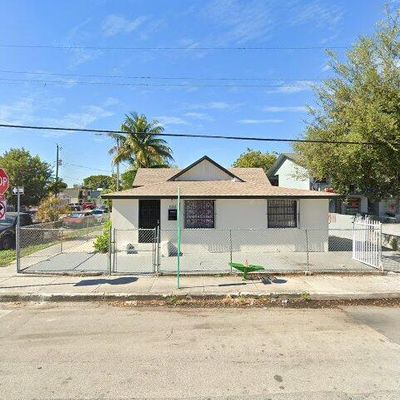 500 Nw 10 Th Ave, Miami, FL 33136