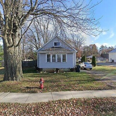 504 N Woodland Ave, Clyde, OH 43410