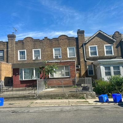 6704 Dicks Ave, Philadelphia, PA 19142