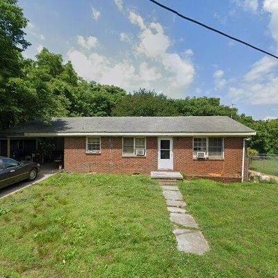 730 Hunt St, Statesville, NC 28677