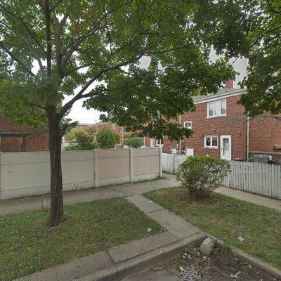 7519 N Bell Ave, Chicago, IL 60645