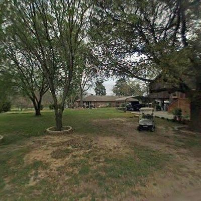 61 S Hilltop St, Pointblank, TX 77364