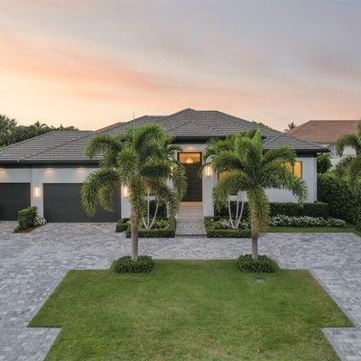 625 Parkview Ln, Naples, FL 34103