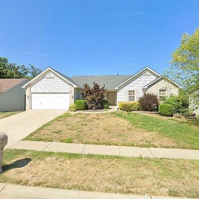 636 Big Bend Dr, Wentzville, MO 63385