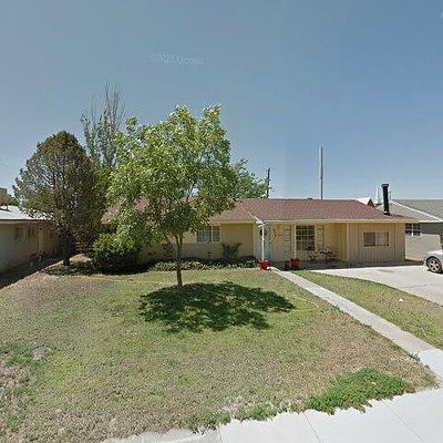 906 W Wildy St, Roswell, NM 88203