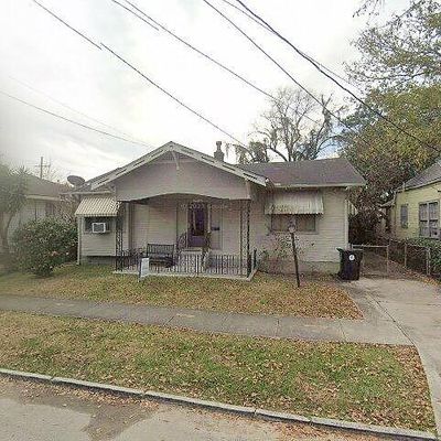 7916 Panola St, New Orleans, LA 70118