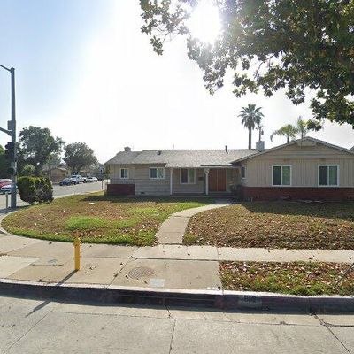 802 S Azusa Ave, West Covina, CA 91791