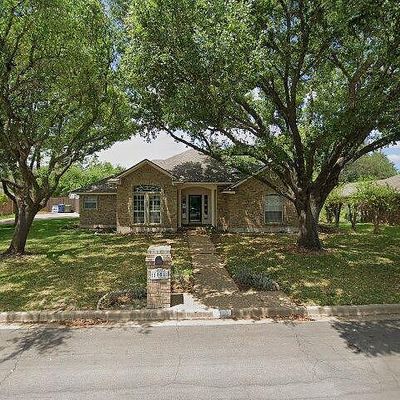 1004 Regina Dr, Hewitt, TX 76643