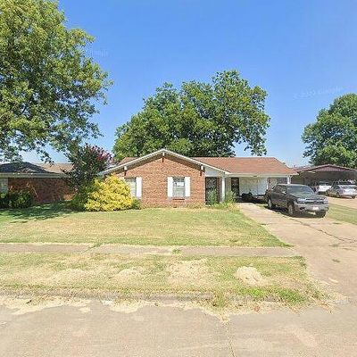 1020 Hickory Ln, Blytheville, AR 72315