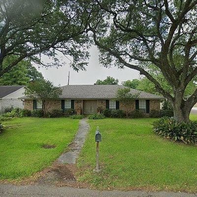 109 Levy Dr, Lafayette, LA 70506