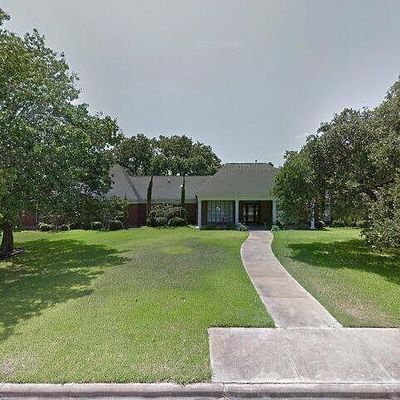 110 Becica St, Columbus, TX 78934