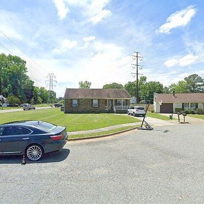 1 Bobs Ct, Hampton, VA 23666